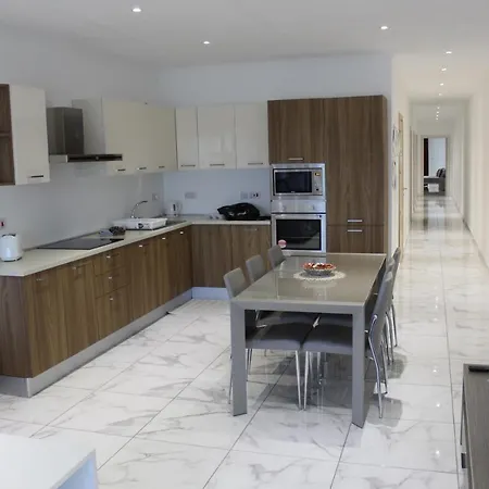 Let Me Host-blu Bay Apartment- Mellieħa