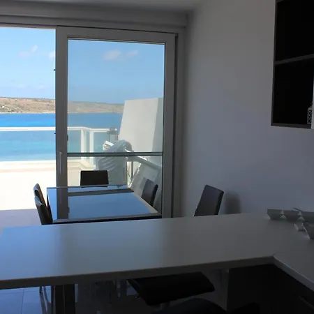 Let Me Host-blu Bay Apartment- Меллиеха