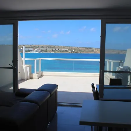 Апартаменты Let Me Host-blu Bay Apartment- Меллиеха