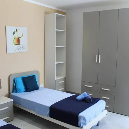 Let Me Host-blu Bay Apartment- *