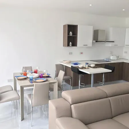 Let Me Host-blu Bay Apartment- Apartment Mellieha