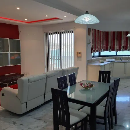 Apartment Let Me Host-blu Bay Apartment-